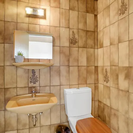 Gorgeous In With Kitchen הנסטהולם